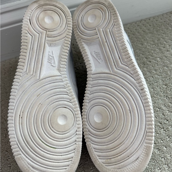 Nike Air Force 1 Low White Sneakers - Picture 6 of 13